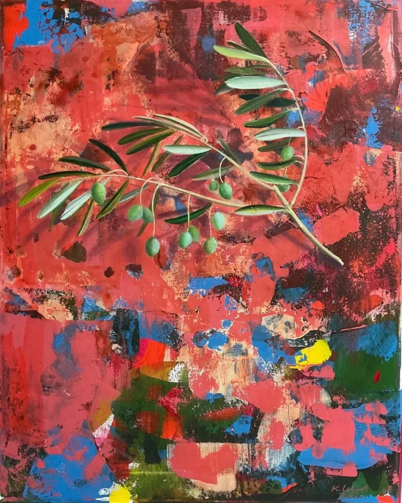 Fragment-with-Olive-Bunch