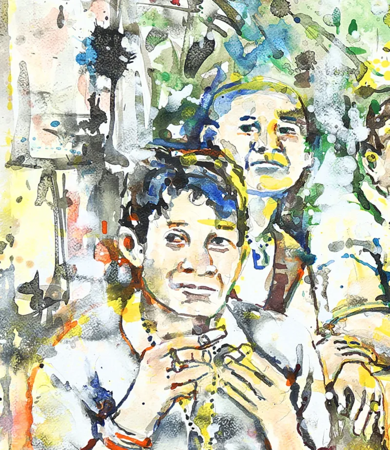 Amulets 2 nxb3fg clos1 sm 702.webp