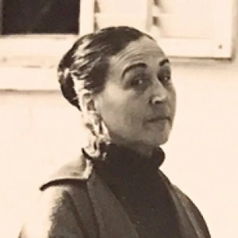 Esther Peretz Arad